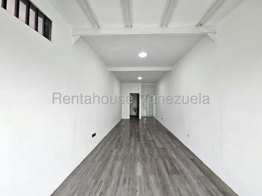 Comercial (Local Comercial) en Alquiler en Nueva Segovia, Lara - 9