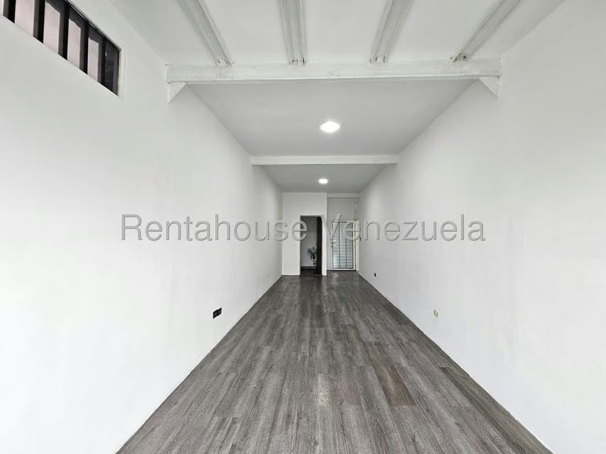Comercial (Local Comercial) en Alquiler en Nueva Segovia, Lara - 9