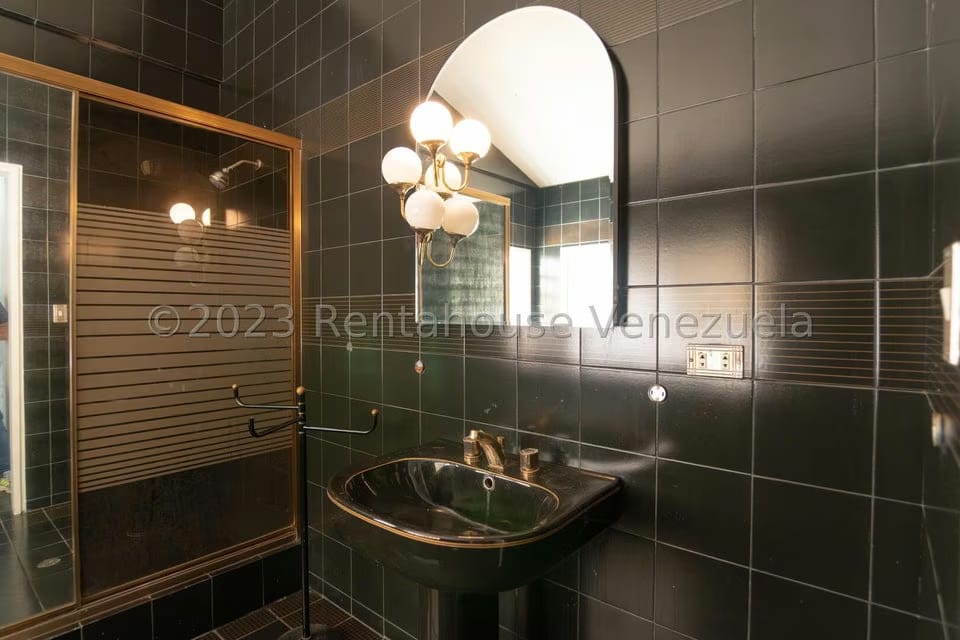 Casa (Duplex) en Venta en Alto Prado, Distrito Metropolitano - 26