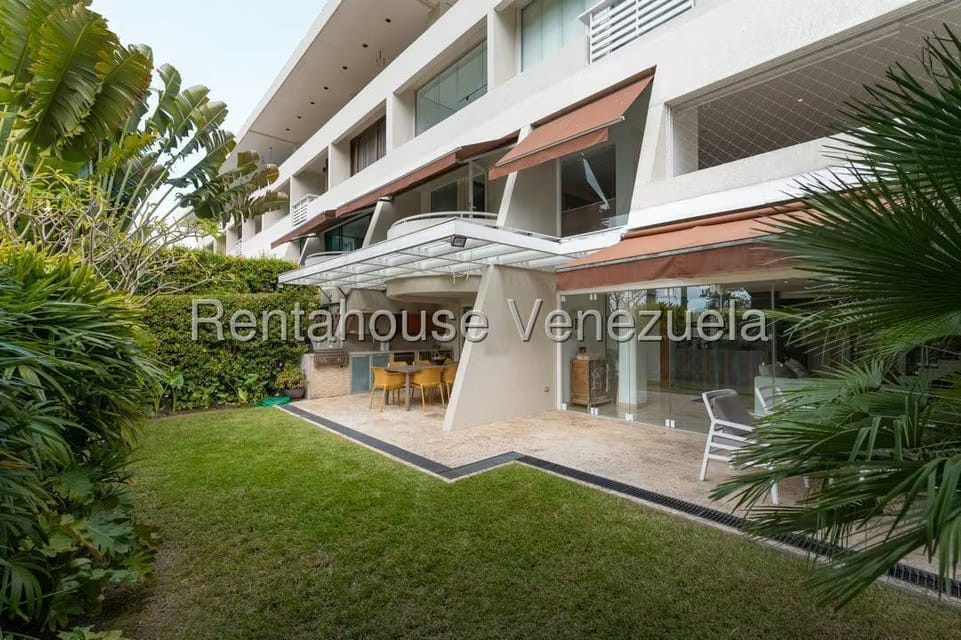 Apartamento (Duplex) en Venta en Santa Rosa de Lima, Distrito Metropolitano - 2