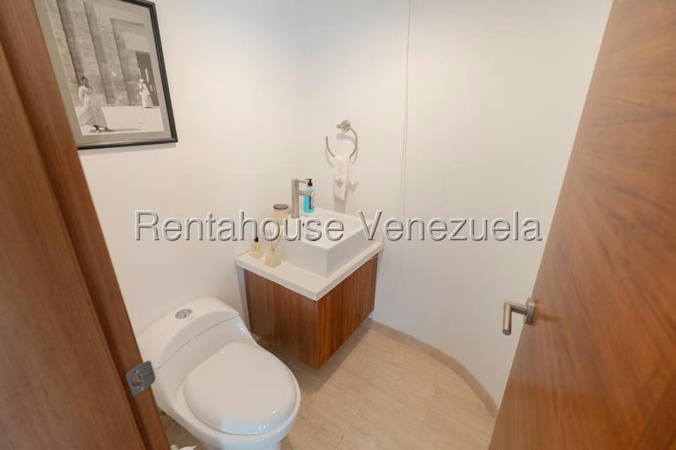 Apartamento (Duplex) en Venta en Santa Rosa de Lima, Distrito Metropolitano - 13