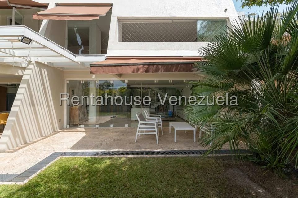 Apartamento (Duplex) en Venta en Santa Rosa de Lima, Distrito Metropolitano - 26