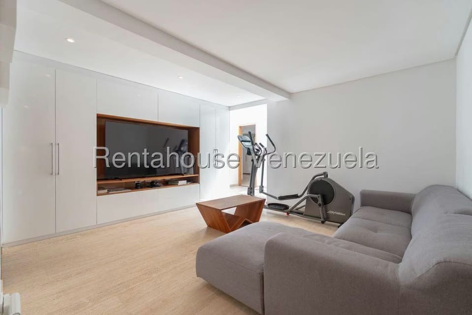 Apartamento (Duplex) en Venta en Santa Rosa de Lima, Distrito Metropolitano - 32