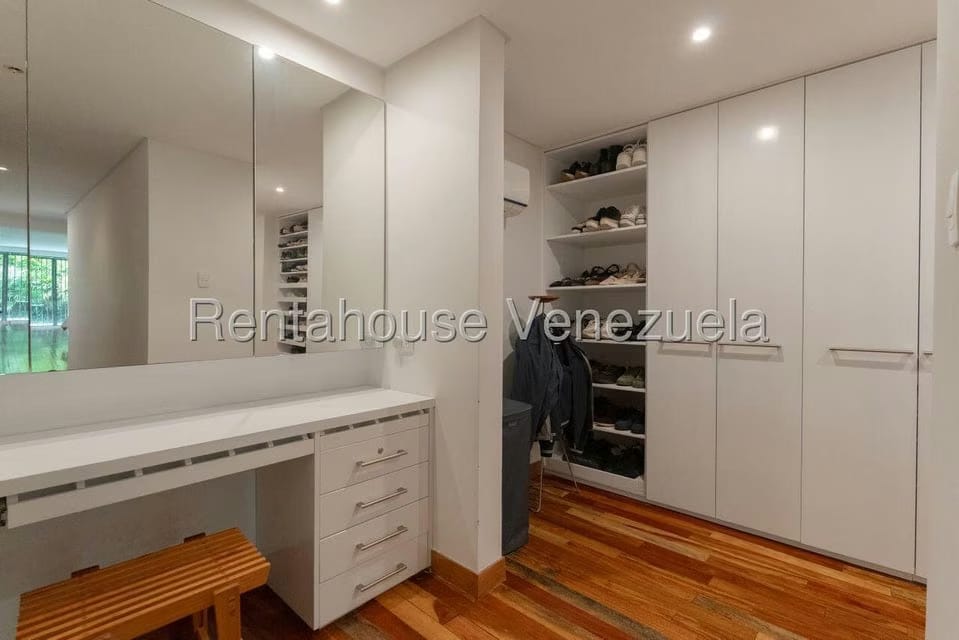 Apartamento (Duplex) en Venta en Santa Rosa de Lima, Distrito Metropolitano - 38