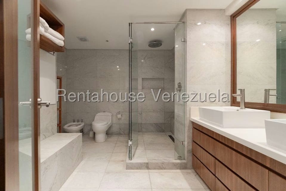 Apartamento (Duplex) en Venta en Santa Rosa de Lima, Distrito Metropolitano - 40