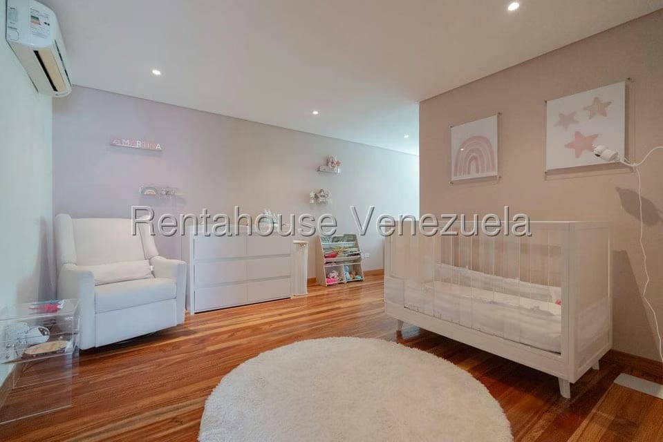 Apartamento (Duplex) en Venta en Santa Rosa de Lima, Distrito Metropolitano - 41