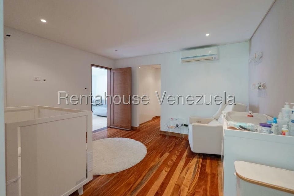 Apartamento (Duplex) en Venta en Santa Rosa de Lima, Distrito Metropolitano - 42