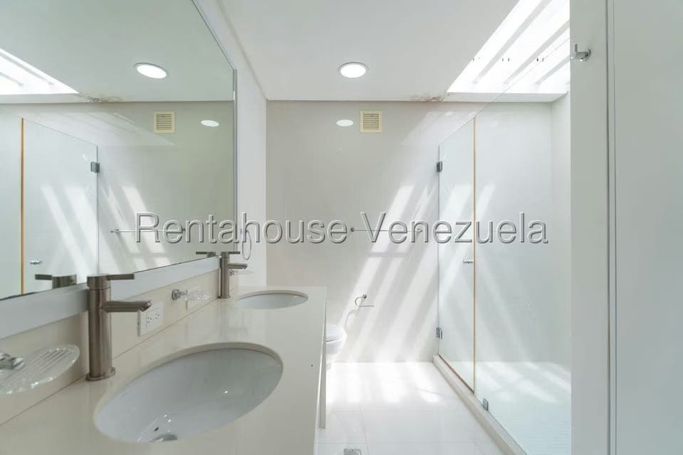 Apartamento (Duplex) en Venta en Santa Rosa de Lima, Distrito Metropolitano - 48