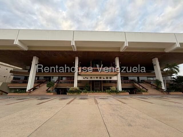 Comercial (Local Comercial) en Alquiler en 5 de Julio, Zulia