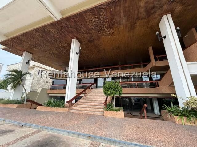Comercial (Local Comercial) en Alquiler en 5 de Julio, Zulia - 3