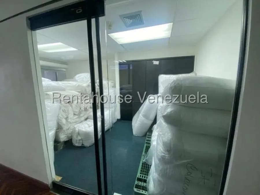 Oficina en Alquiler en Caracas - 23