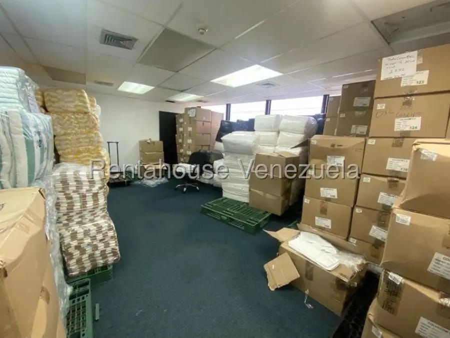 Oficina en Alquiler en Caracas - 4