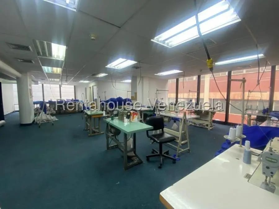 Oficina en Alquiler en Caracas - 5
