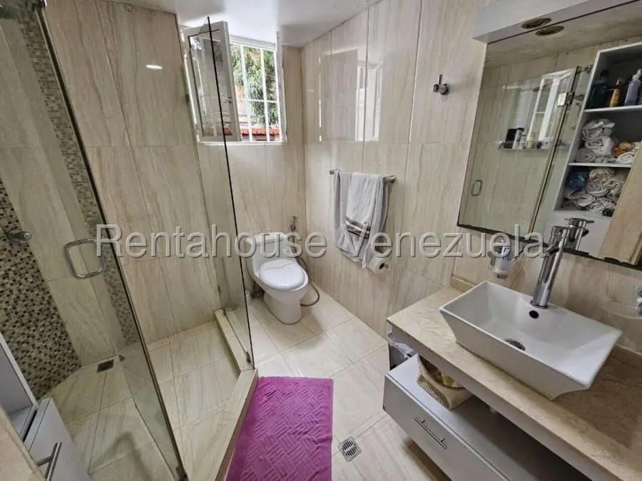 Casa en Venta en Cumbres de Curumo Caracas - 15