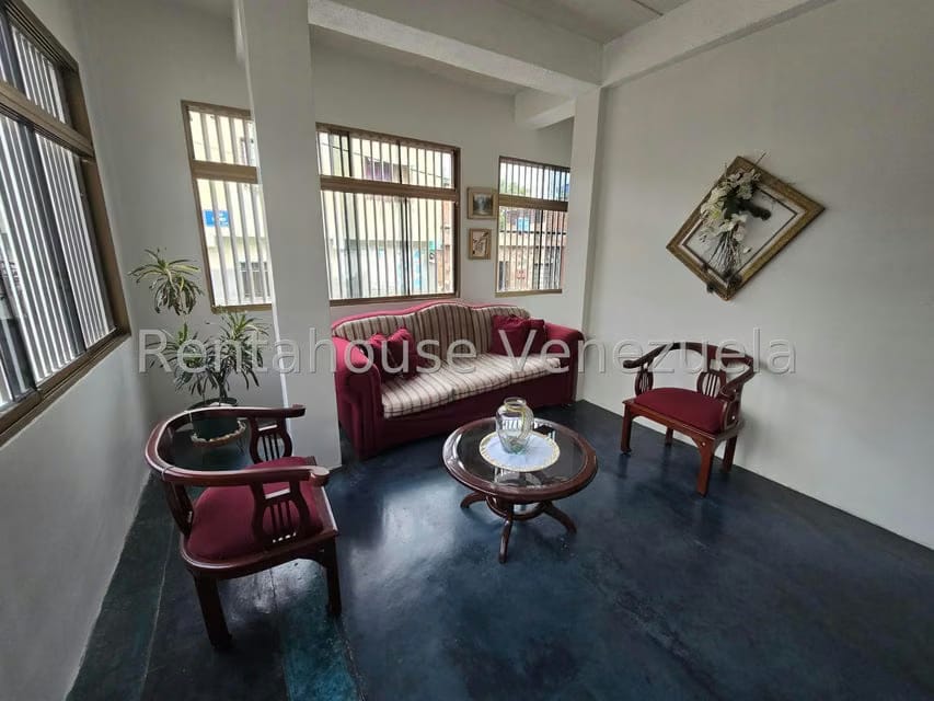 Casa (Duplex) en Venta en Guatire, Miranda - 3