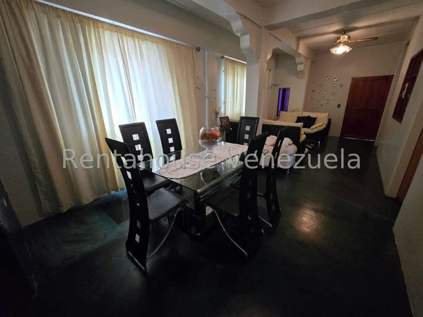 Casa (Duplex) en Venta en Guatire, Miranda - 6