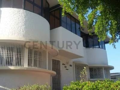 Casa Quinta Villa del Mar Urbanización Canta Claro Maracaibo - 3