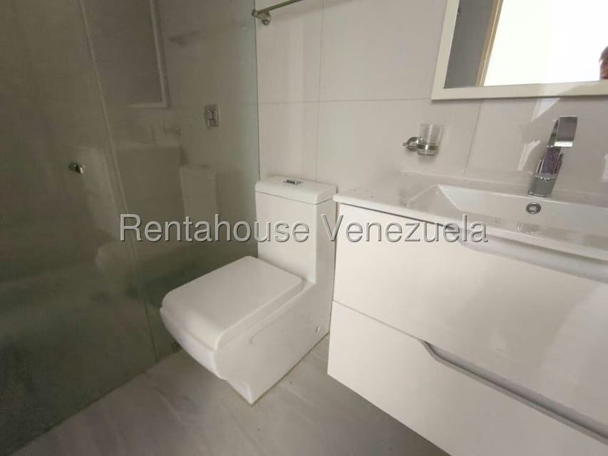 Apartamento (1 Nivel) en Venta en Guaparo, Carabobo - 28