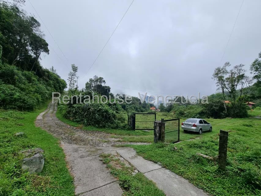 Terreno (Finca) en Venta en El Valle, Merida - 2