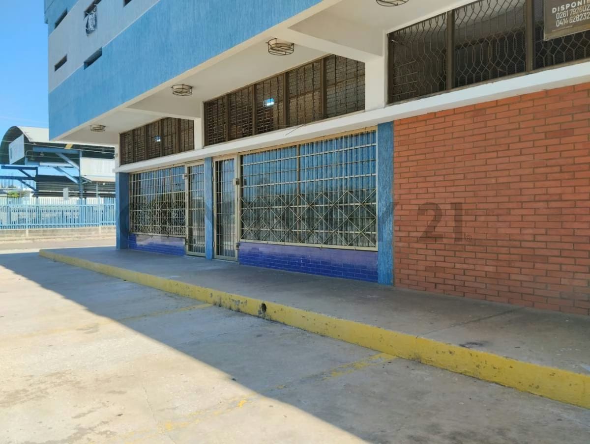 Alquila Local comercial para oficina, ubiacado al frente del Luis Aparicio