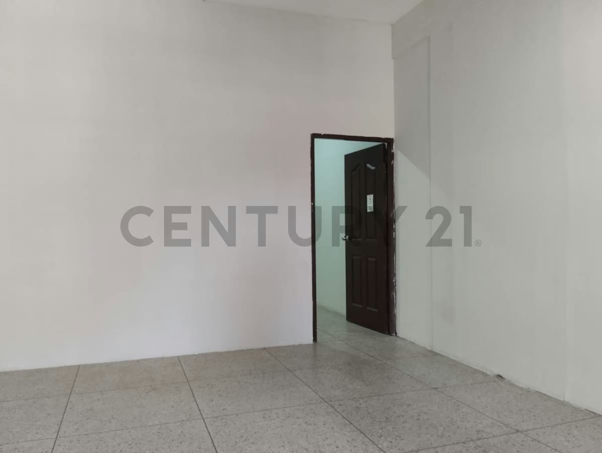 Alquila Local comercial para oficina, ubiacado al frente del Luis Aparicio - 4