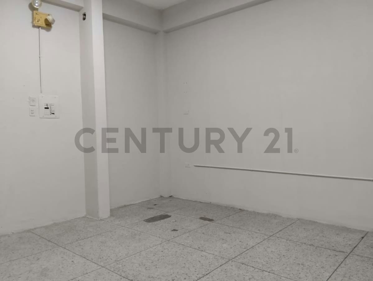 Alquila Local comercial para oficina, ubiacado al frente del Luis Aparicio - 6