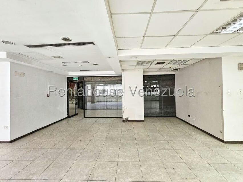 Comercial (Local Comercial) en Venta en Guarenas, Miranda - 13