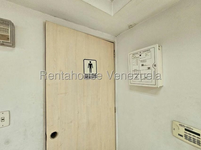 Comercial (Local Comercial) en Venta en Guarenas, Miranda - 15