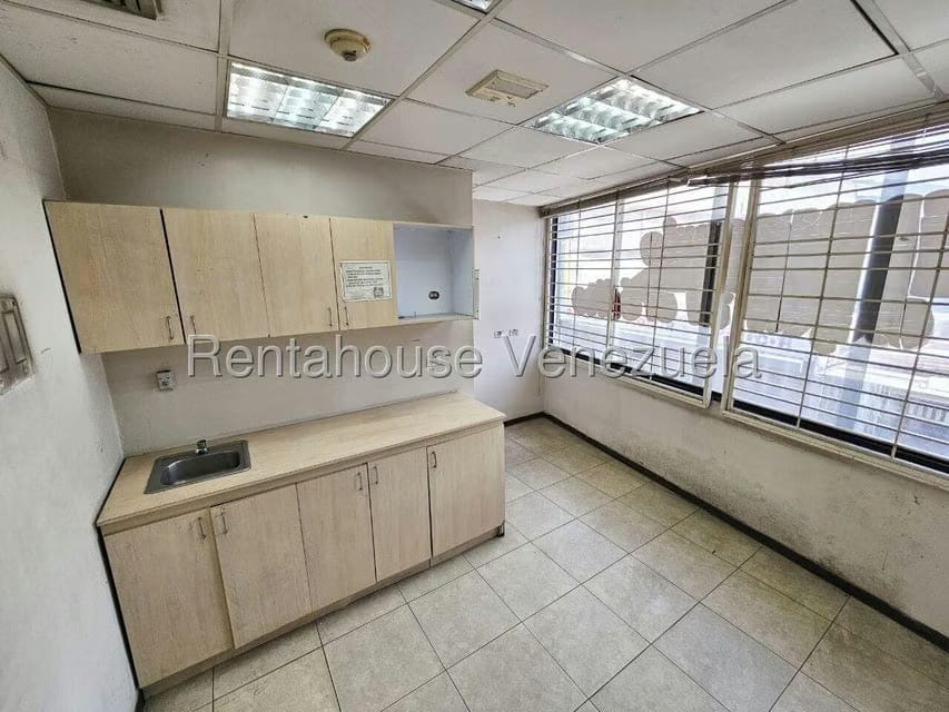 Comercial (Local Comercial) en Venta en Guarenas, Miranda - 17