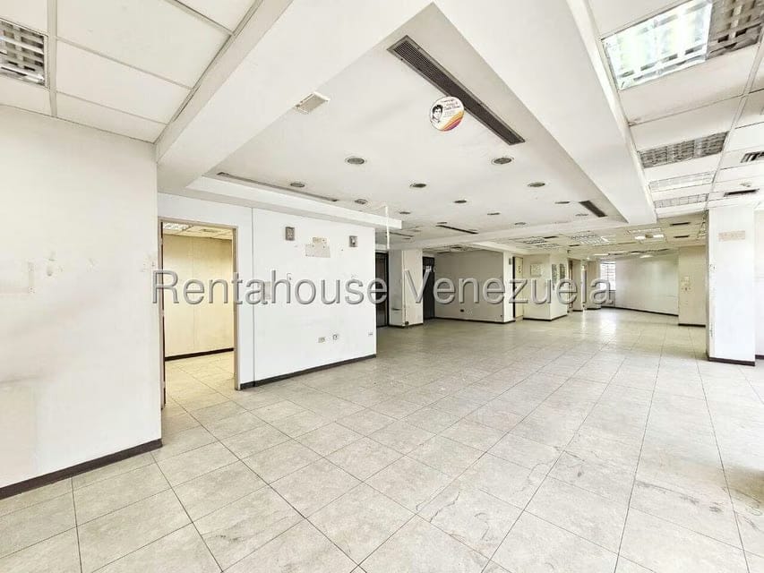 Comercial (Local Comercial) en Venta en Guarenas, Miranda - 18