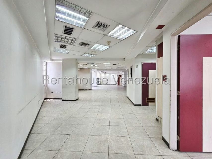 Comercial (Local Comercial) en Venta en Guarenas, Miranda - 27