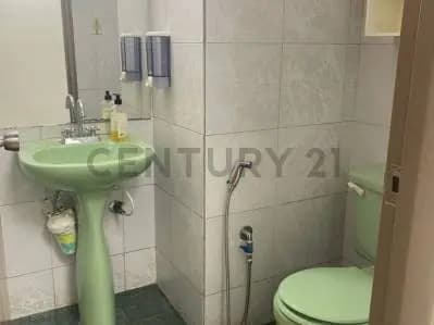 Oficina de 46mts en Alquiler final Av Casanova - 10