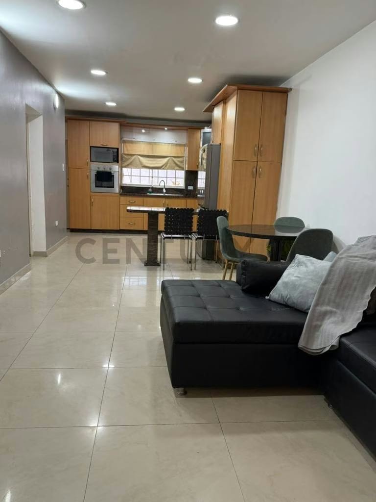 En venta Townhouse Chalet tipo americano en C.R. Agua Santa - 3