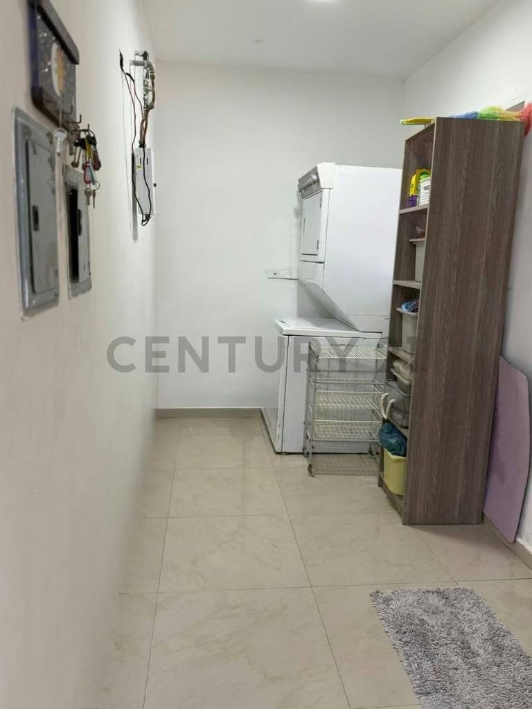 En venta Townhouse Chalet tipo americano en C.R. Agua Santa - 5