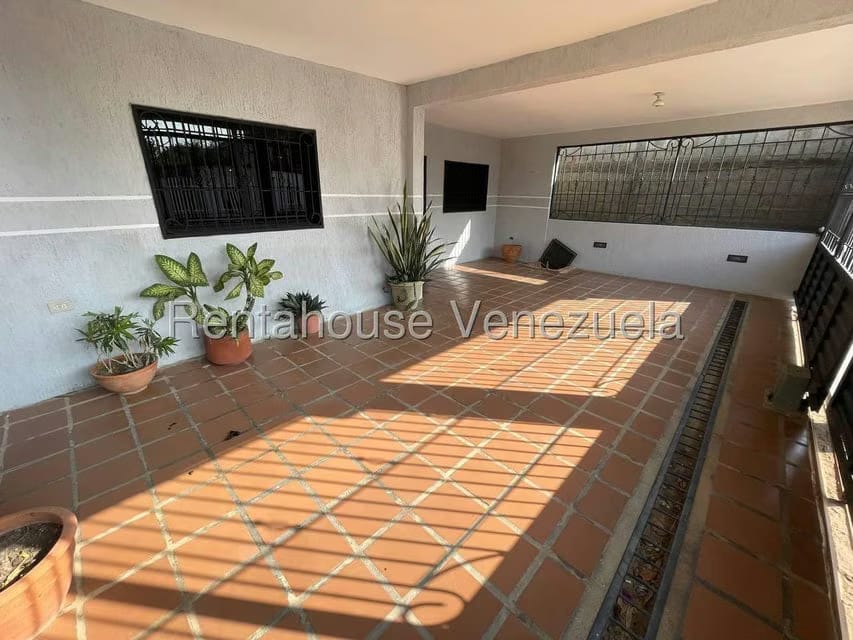 Casa (1 Nivel) en Venta en Avenida 34, Zulia - 2