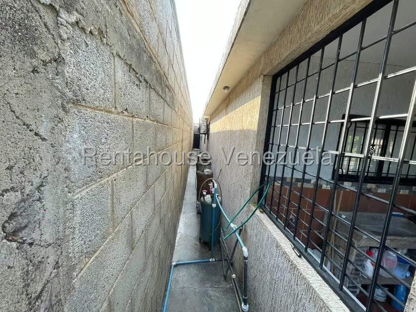 Casa (1 Nivel) en Venta en Avenida 34, Zulia - 19