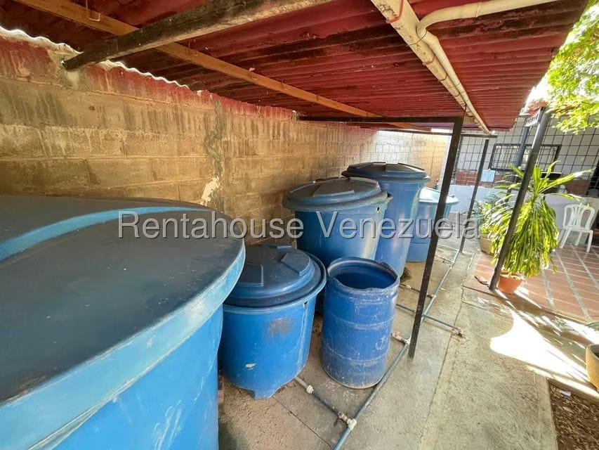 Casa (1 Nivel) en Venta en Avenida 34, Zulia - 21