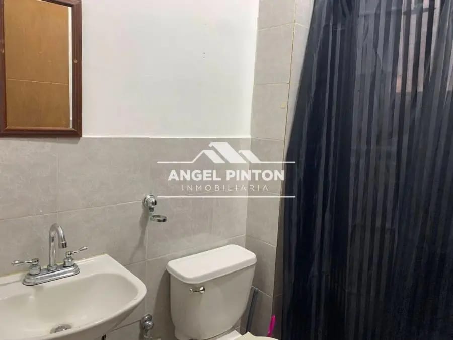 Apartamento en Alquiler en Maracaibo - 12