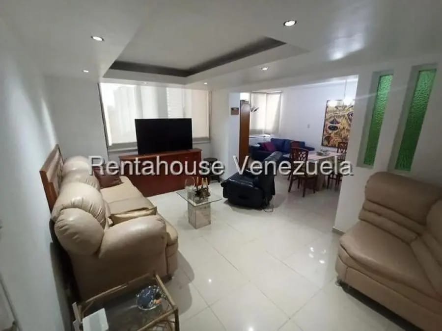 Apartamento en Alquiler en Los Dos Caminos Caracas - 22