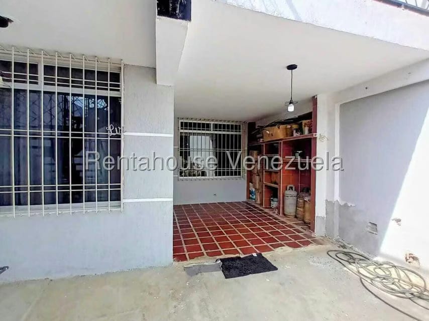Casa (1 Nivel) en Alquiler en Zona Oeste, Lara