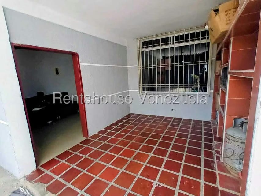 Casa (1 Nivel) en Alquiler en Zona Oeste, Lara - 2