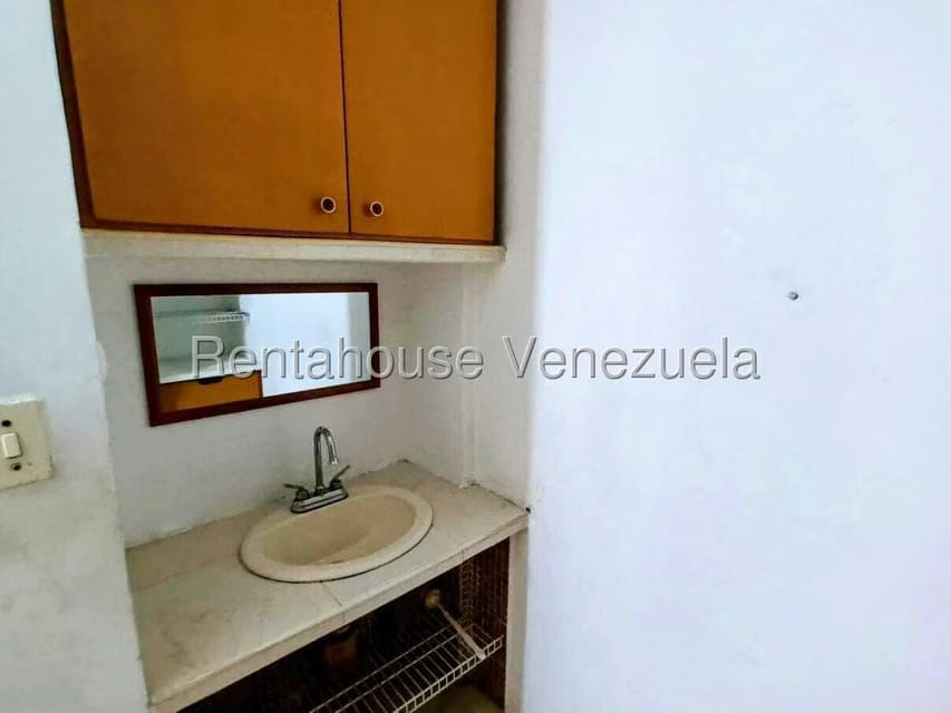 Casa (1 Nivel) en Alquiler en Zona Oeste, Lara - 15