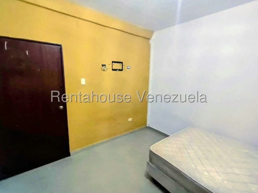 Casa (1 Nivel) en Alquiler en Zona Oeste, Lara - 22