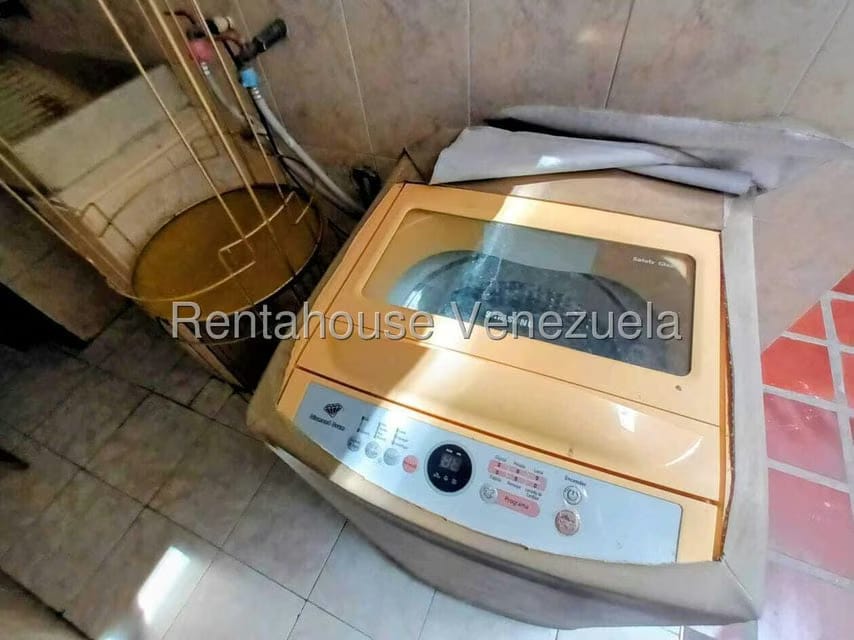 Casa (1 Nivel) en Alquiler en Zona Oeste, Lara - 33