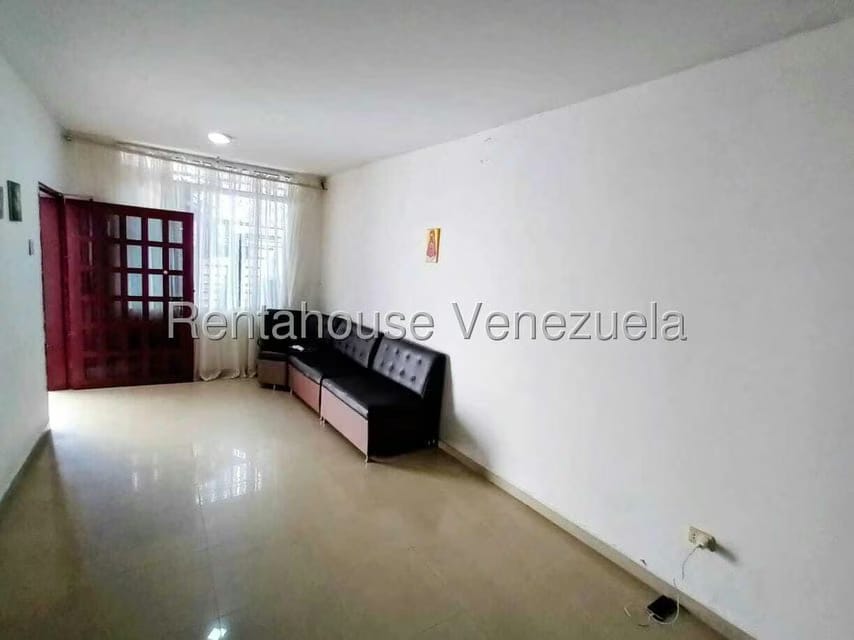 Casa (1 Nivel) en Alquiler en Zona Oeste, Lara - 5