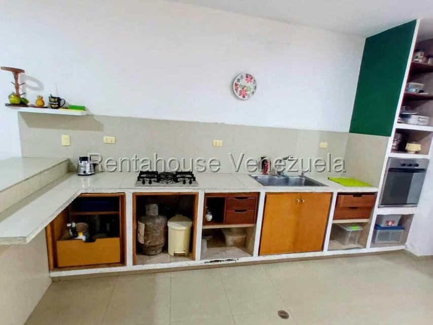 Casa (1 Nivel) en Alquiler en Zona Oeste, Lara - 8