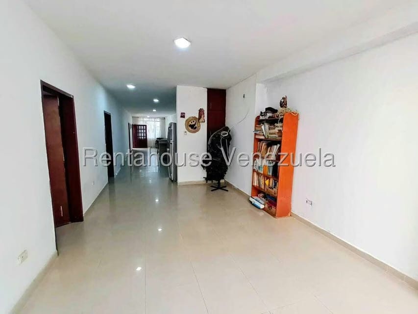 Casa (1 Nivel) en Alquiler en Zona Oeste, Lara - 10