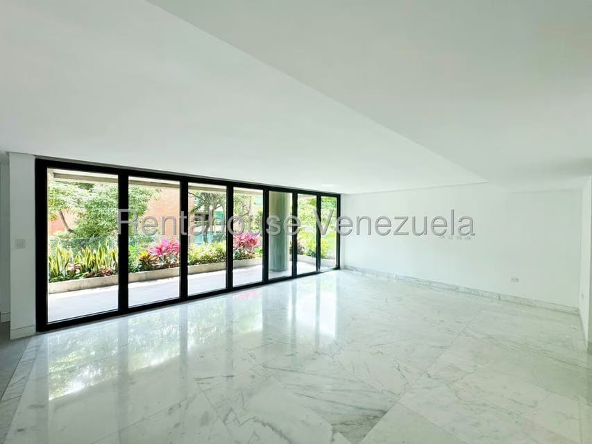 Apartamento (1 Nivel) en Venta en Los Naranjos de Las Mercedes, Distrito Metropolitano - 4