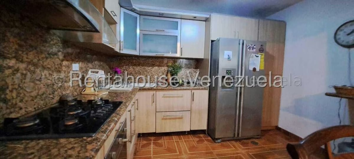 Casa (Duplex) en Venta en Monte Claro, Zulia - 11