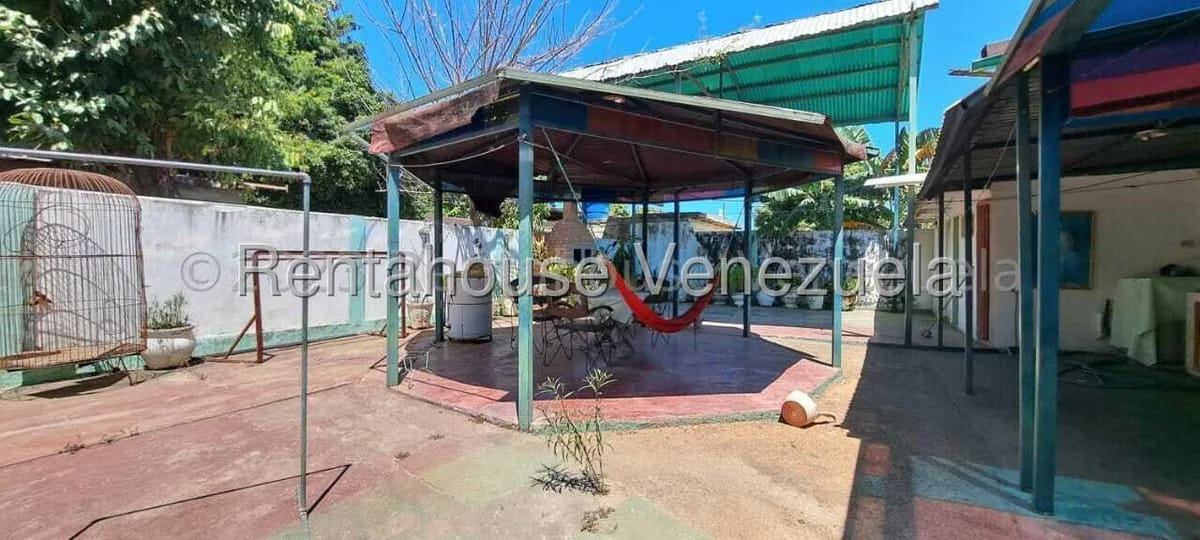 Casa (Duplex) en Venta en Monte Claro, Zulia - 38